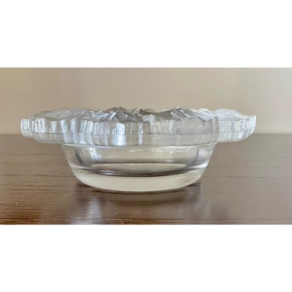 Barolac Josef Frosted Art Deco Glass Wine Coaster with Geraniums 1930's - Picture 2 of 6